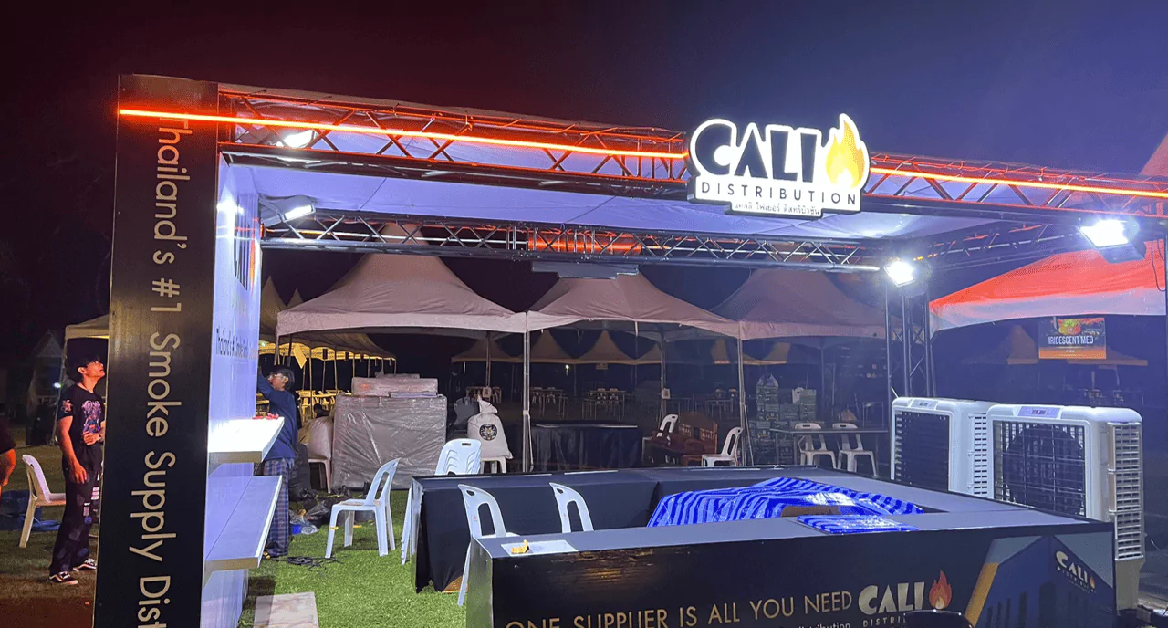 บูธสำหรับขายสินค้าตอนกลางคืน