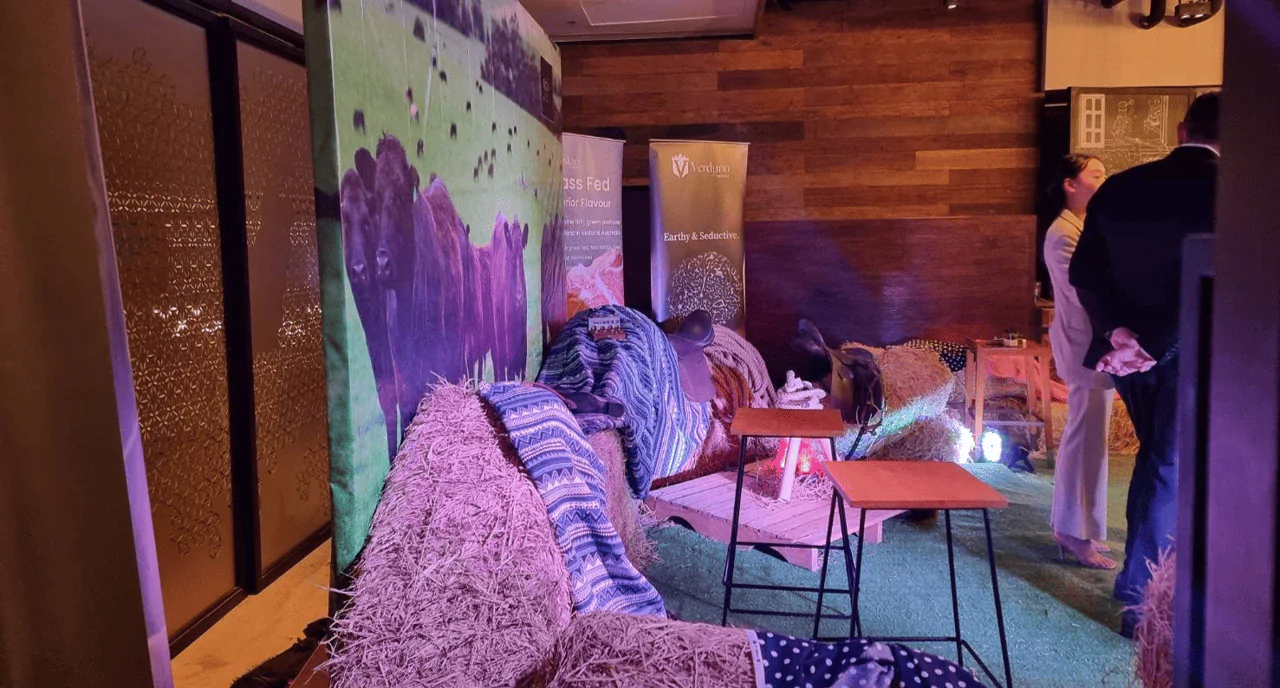 แบคดรอปงานแถลงข่าว verduno